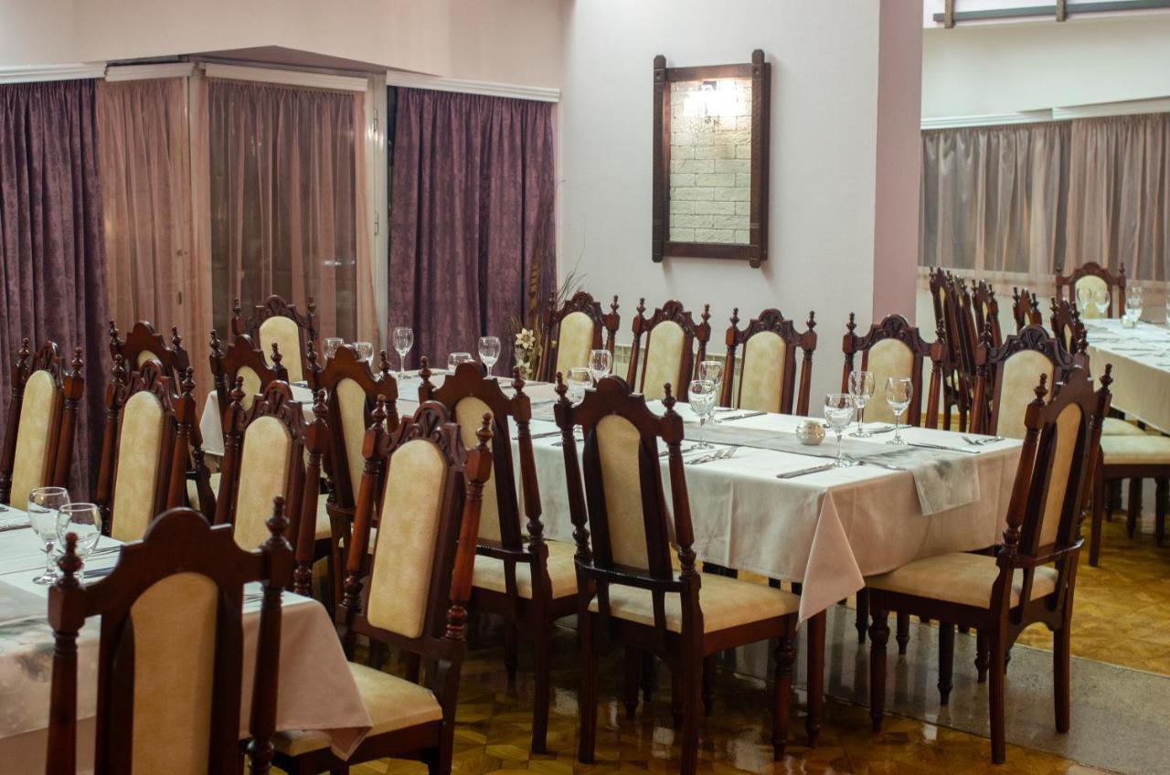 Hotel Slaviani Димитровград Экстерьер фото
